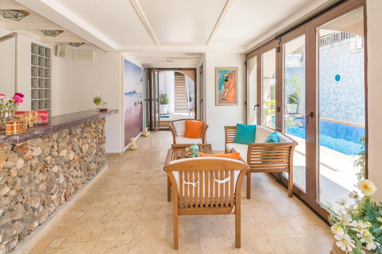 Oasis Hotel (Adults Only) Калкан Екстериор снимка