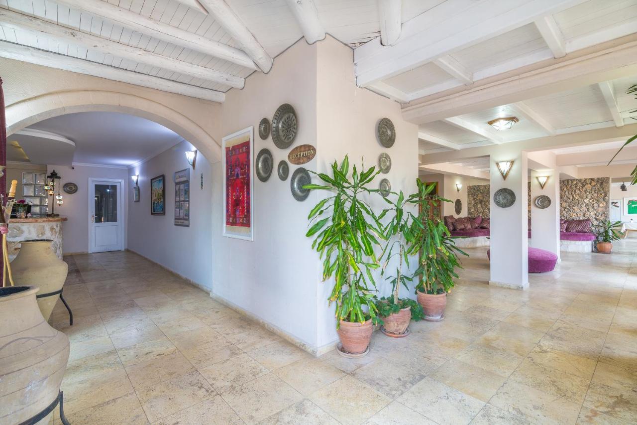 Oasis Hotel (Adults Only) Калкан Екстериор снимка