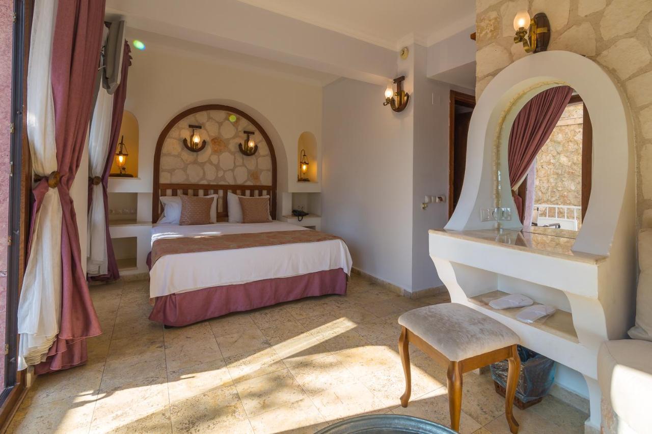 Oasis Hotel (Adults Only) Калкан Екстериор снимка